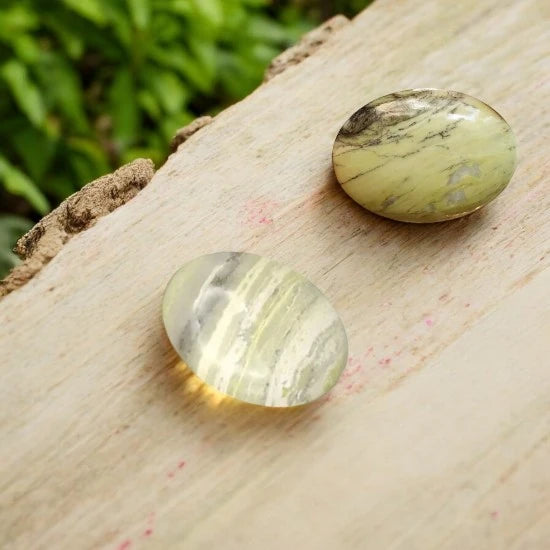 Serpentine
Crystal Palm Stone for Growth, Rejuvenation and Vitality | Premium Quality Crystals | @SASARAworld