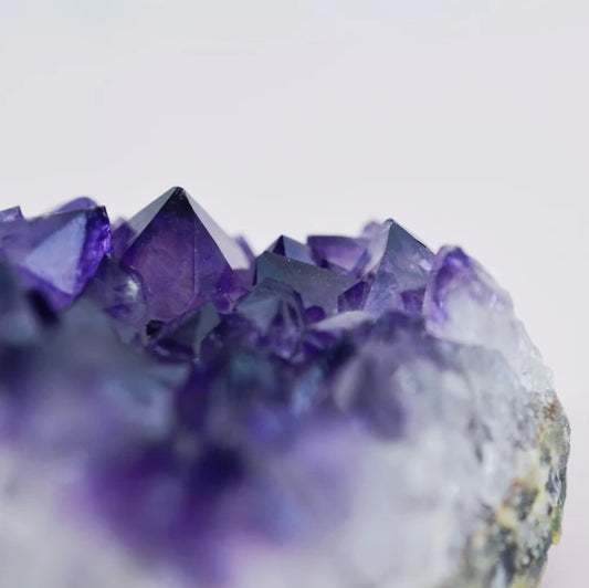SASARA • 8 Simple Methods To Tell If Crystals Are Real (Without Equipment)