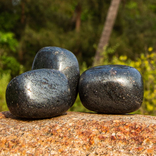 SASARA • Mindfully-Sourced, High-Quality Hematite Crystals