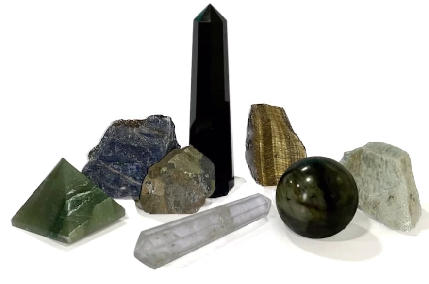 SASARA • Responsibly-Sourced, Genuine Crystals for Abundance & Growth: 8 Piece Crystal Set