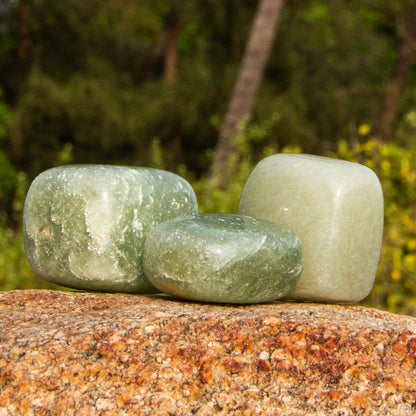 © SASARA • Mindfully-Sourced, High-Quality Green Aventurine Crystals